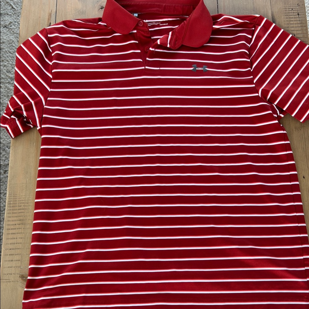 Under Armour Polo in Red and White Stripes, Size L 
Heat Gear